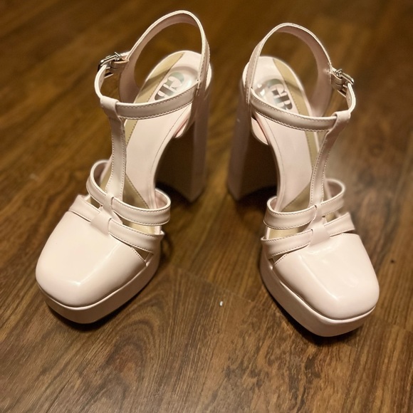 New Rules Patent Platform Mary Janes - Picture 13 of 14